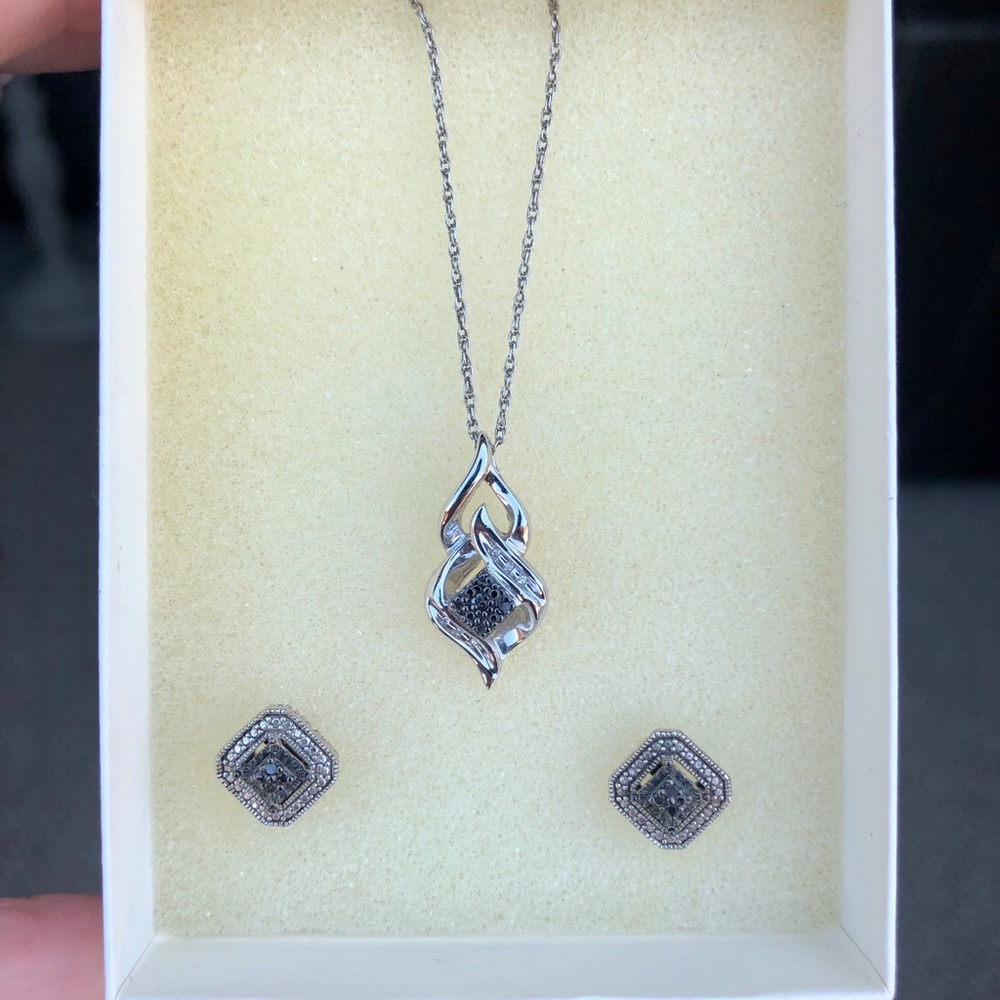 Kay Jeweler’s Black Diamond Necklace + Earrings